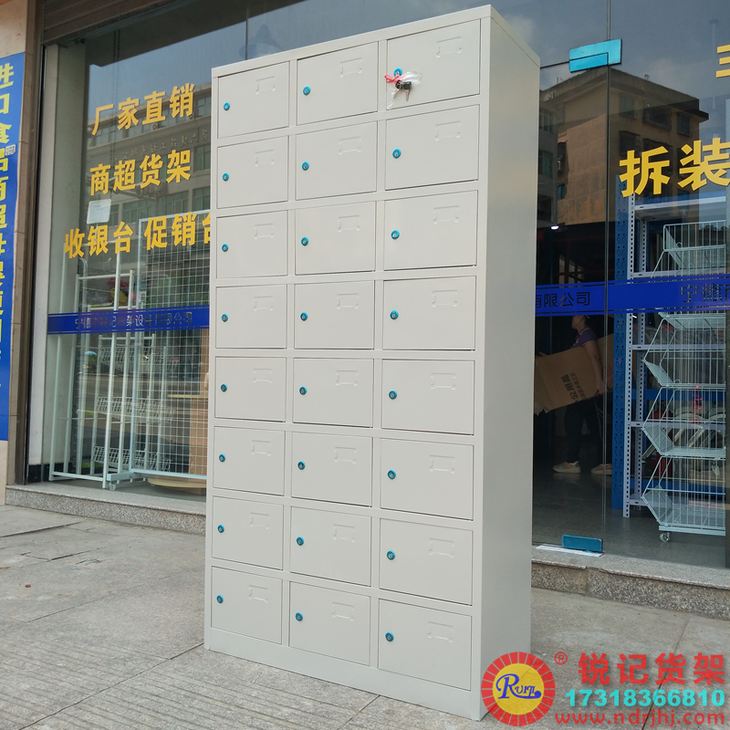 福州企业二十四门员工工衣柜,物品柜,手机柜